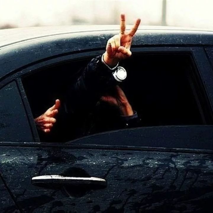 e6yKAK3BEPb