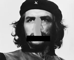 Che ck Logo